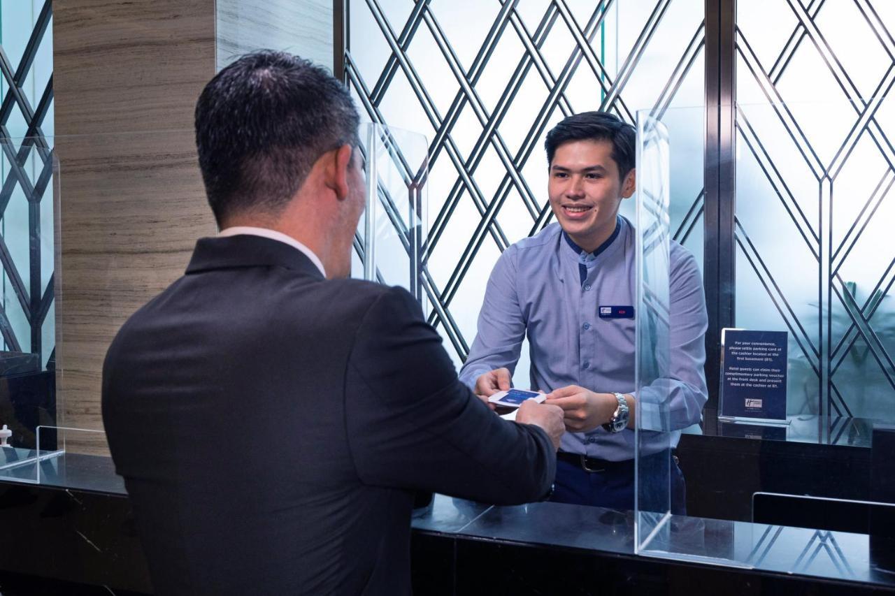 Holiday Inn Express Manila Newport City, An Ihg Hotel Paranaque City Екстер'єр фото